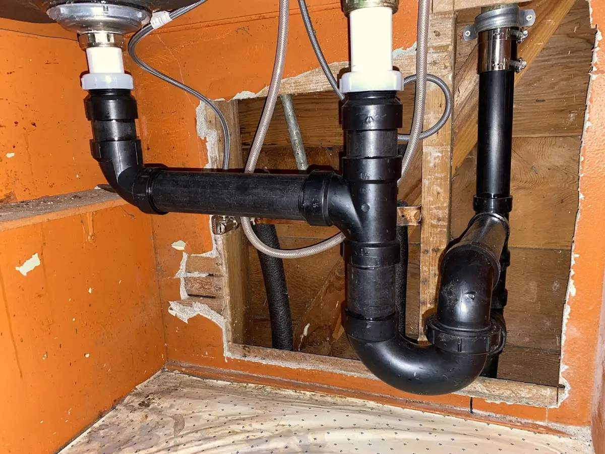 Professional Pipe Bursting equipment and tools on the job in Middletown